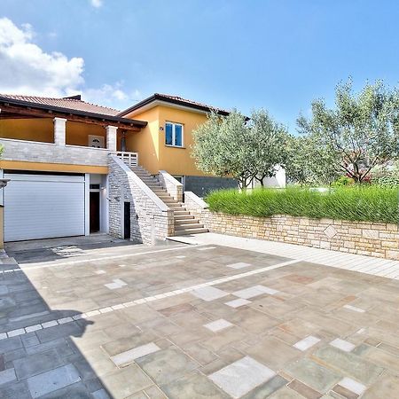Lana House With Apartment Petrovija Luaran gambar