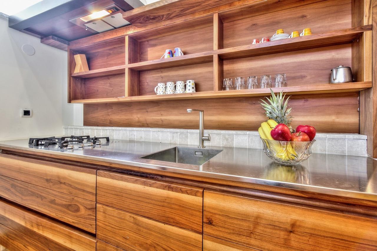 Lana House With Apartment Petrovija Luaran gambar