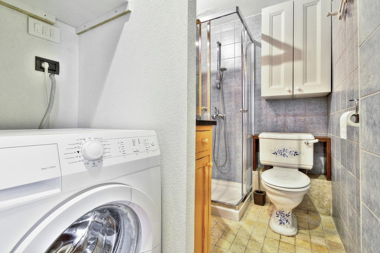 Lana House With Apartment Petrovija Luaran gambar