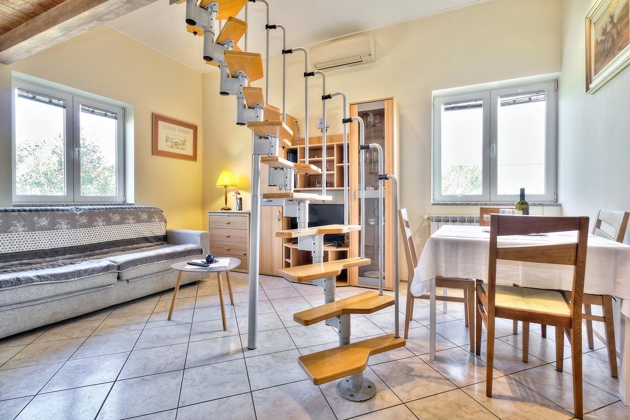 Lana House With Apartment Petrovija Luaran gambar